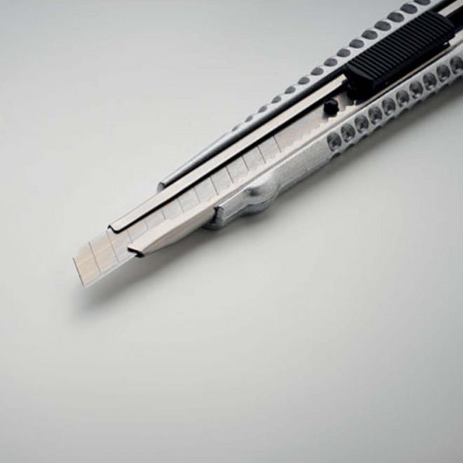 CUTTER ALU PERSONNALISABLE 'TRACTO'