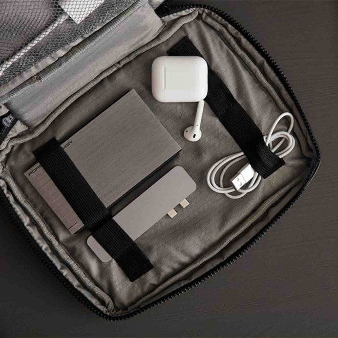 ORGANISEUR DE CABLES PERSONNALISABLE 'CAVI'