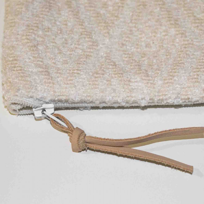 TROUSSE DE TOILETTE PERSONNALISABLE 'CHAUN BLANC'