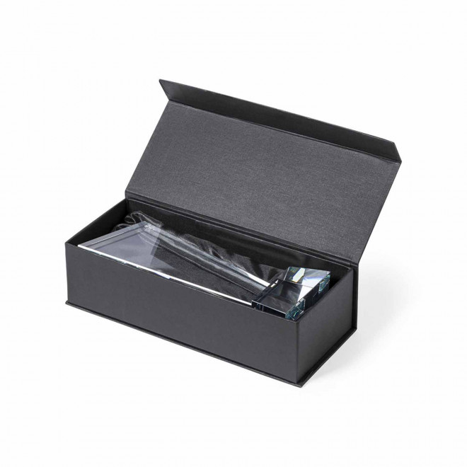 TROPHEE EN VERRE PERSONNALISABLE 'VICKY'