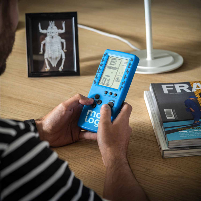 CONSOLE DE JEUX PERSONNALISEE 'ALEXWIN'