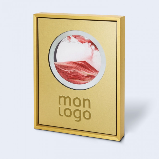 TROPHEE AVEC SABLE MOUVANT PERSONNALISE 'CLEOPATRE'