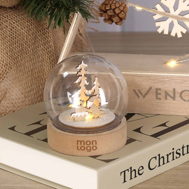 BOULE A NEIGE LUMINEUSE PERSONNALISEE 'LYSA'