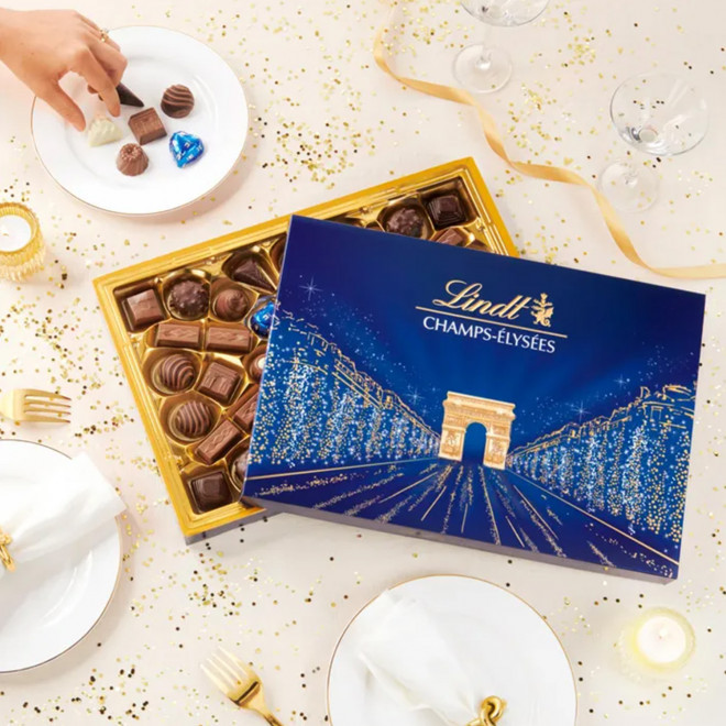 GRAND COFFRET LINDT PERSONNALISABLE 'CHAMPS ELYSEES'