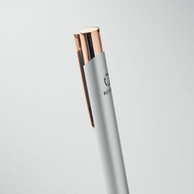 STYLO PUBLICITAIRE EN METAL 'OLEG ROSY'