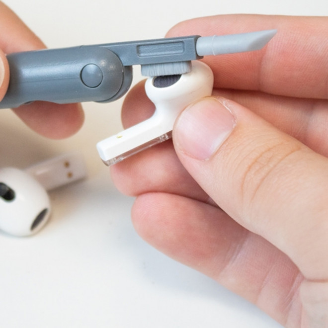 SET NETTOYAGE HIGH TECH PERSONNALISABLE 'CLEANTECH'