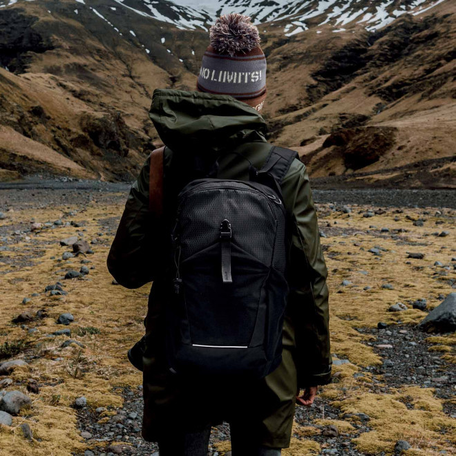 SAC A DOS RANDONNEE EN NYLON PERSONNALISABLE 'RAGLA'