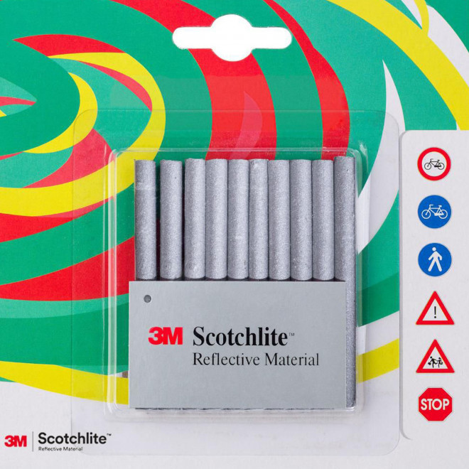 BATONNETS RAYONS REFLECHISSANT PERSONNALISABLES 'PITITA'