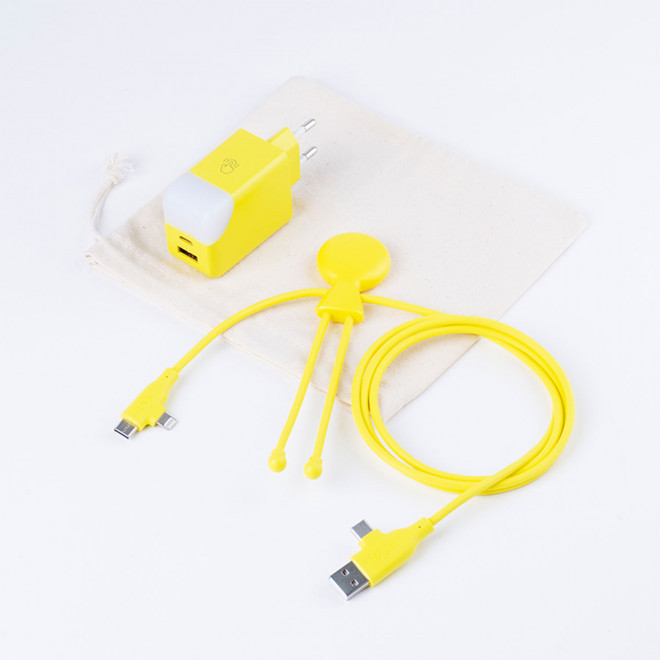 PACK PERSONNALISABLE PRISE ET CABLE 'MOBILITY' - jaune