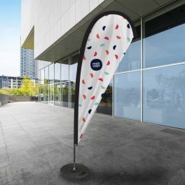 DRAPEAU PERSONNALISÉ ORIFLAMME GOUTTE + SOCLE EN BÉTON/PVC 'TOLEN'