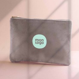 TROUSSE DE TOILETTE EN VELOURS PERSONNALISABLE 'DOUCE'