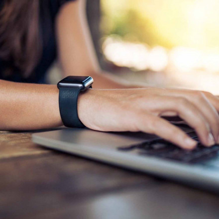 MONTRE CONNECTÉE PUBLICITAIRE 'TRACKFIT'