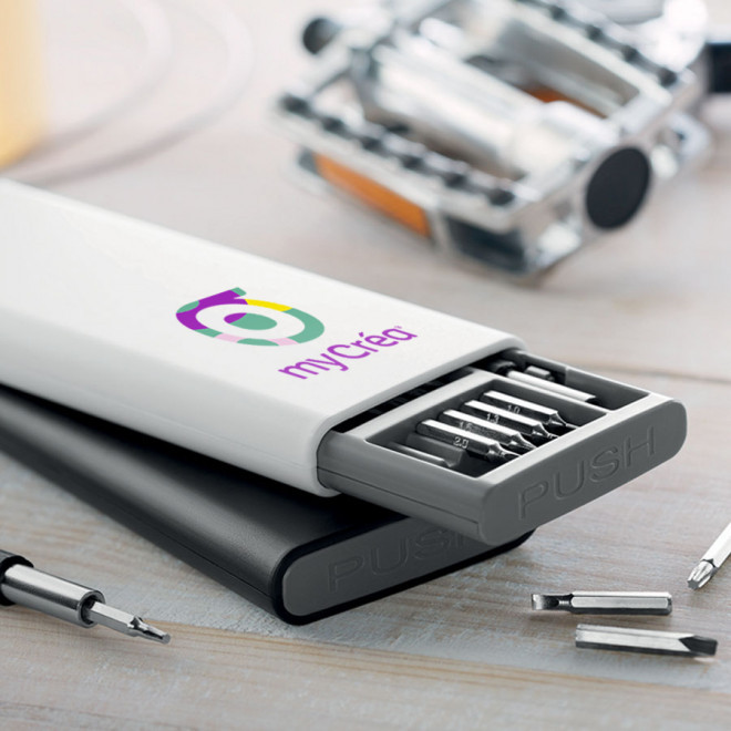 BOÎTE À OUTILS PERSONNALISABLE 'RAYMOND'