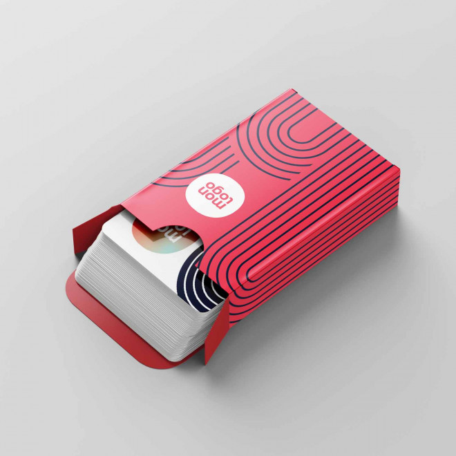 JEU DE 32 CARTES AVEC ETUI PERSONNALISÉ 'NIKKA' 