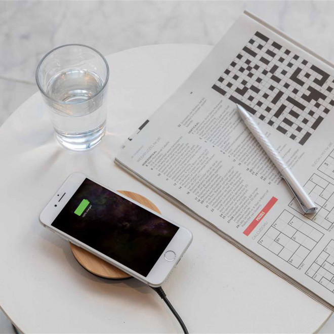 CHARGEUR À INDUCTION PUBLICITAIRE 5W EN CHANVRE ET BAMBOU 'OSORNO'