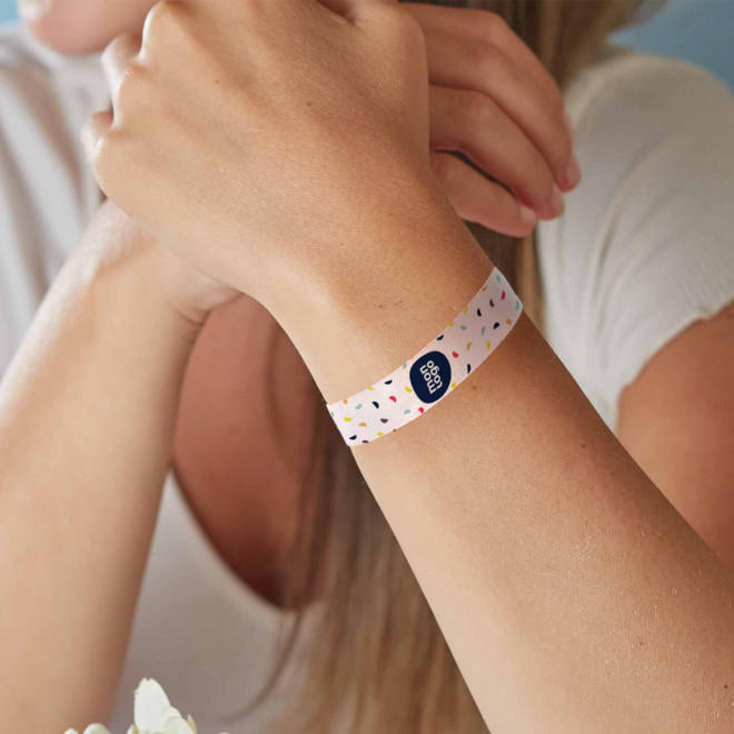 BRACELET EN SATIN PERSONNALISÉ 'ANIME QUADRI'