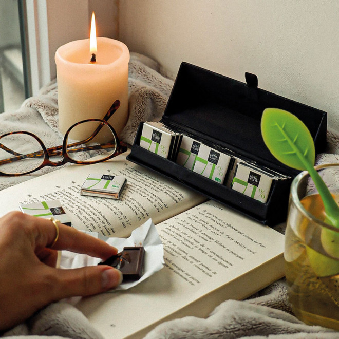 COFFRET PERSONNALISÉ DE 20 CARRÉS DE CHOCOLAT LPCC® 'DELICATESSE'