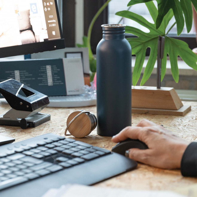 GOURDE PERSONNALISABLE ACIER INOXYDABLE 700ML 'HOLLDO'