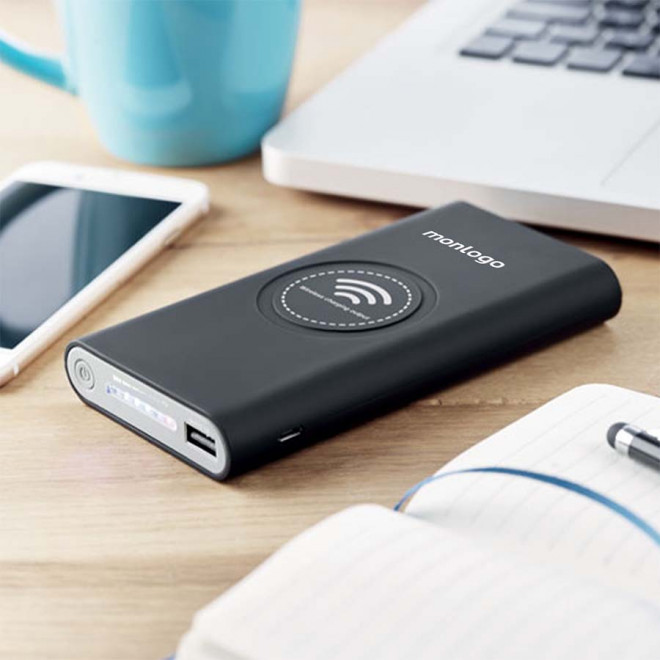 BATTERIE DE SECOURS PERSONNALISÉE 8000 MAH 'LERGEN' 