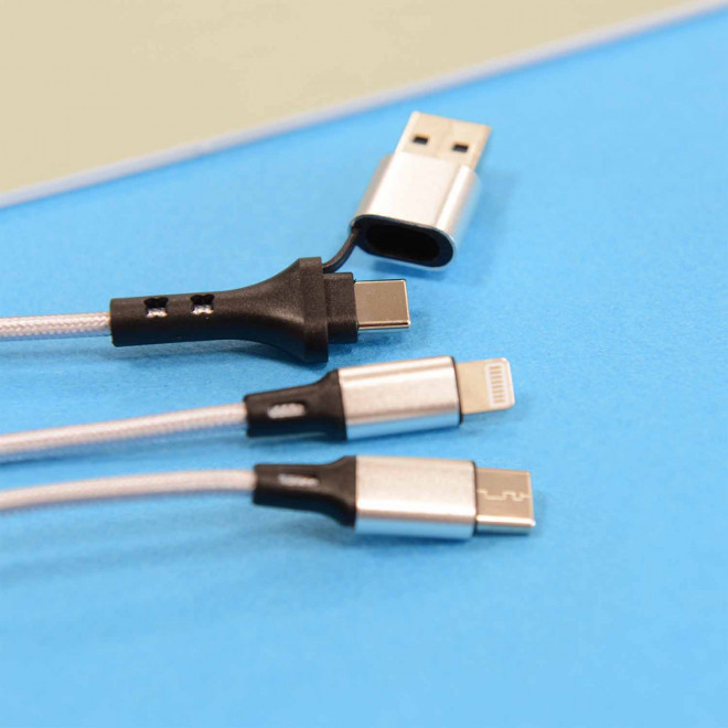 KIT PERSONNALISABLE PRISE ET CABLE 'IDEAL'