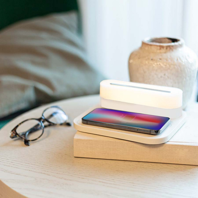 LAMPE PERSONNALISABLE CHAGEUR À INDUCTION LIVOO® 'MARA'