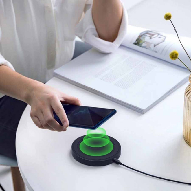 CHARGEUR À INDUCTION PERSONNALISÉ AKASHI® 'PROME'