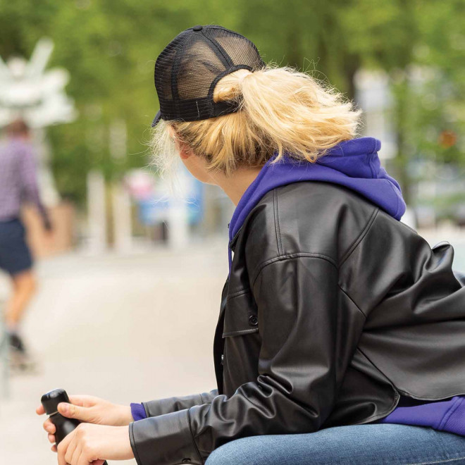 CASQUETTE PERSONNALISÉE TRUCKER IMPACT® 'KOURRA'