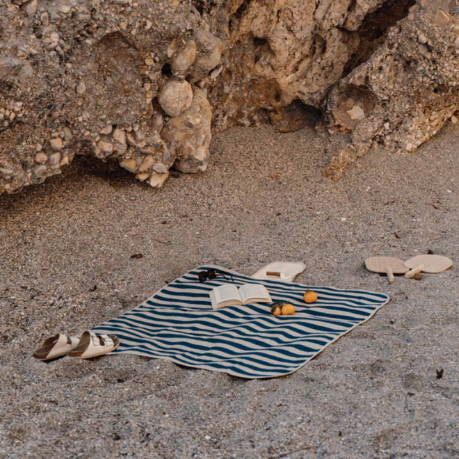 COUVERTURE DE PIQUE NIQUE PERSONNALISEE 'LIONI'