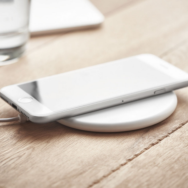 CHARGEUR À INDUCTION PUBLICITAIRE 10W ABS RECYCLÉ 'STREAM ECO'