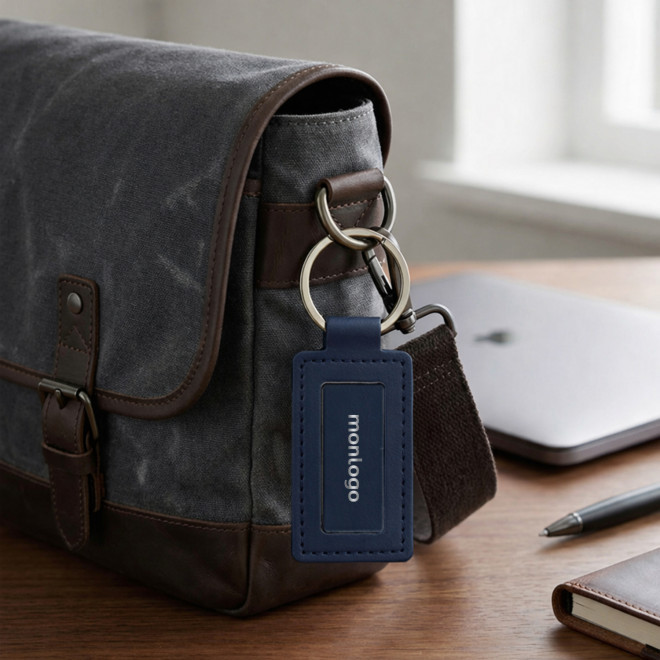 PORTE CLES EN PU RECTANGLE PERSONNALISE 'ALIXO'