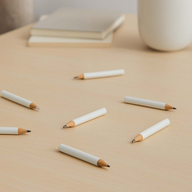 LOT DE 100 MINI CRAYON PERSONNALISABLE 'MINI IKA' 