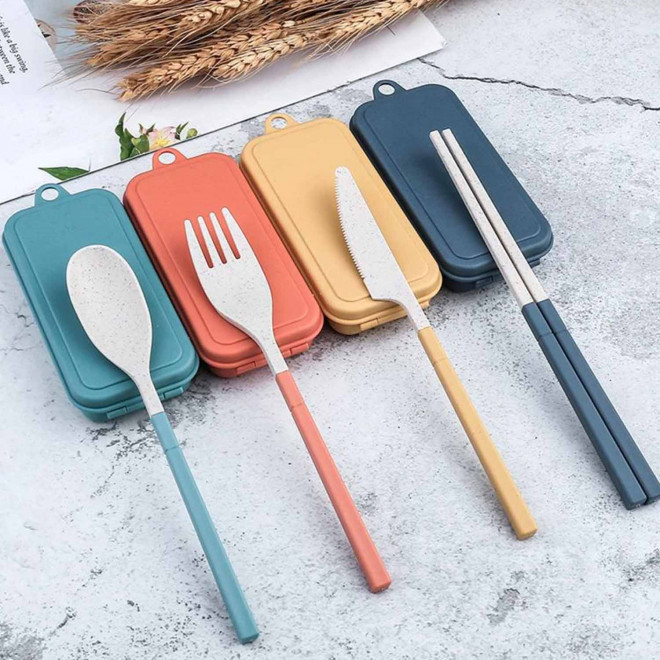 SET DE COUVERTS PERSONNALISABLE 'TRUDY'