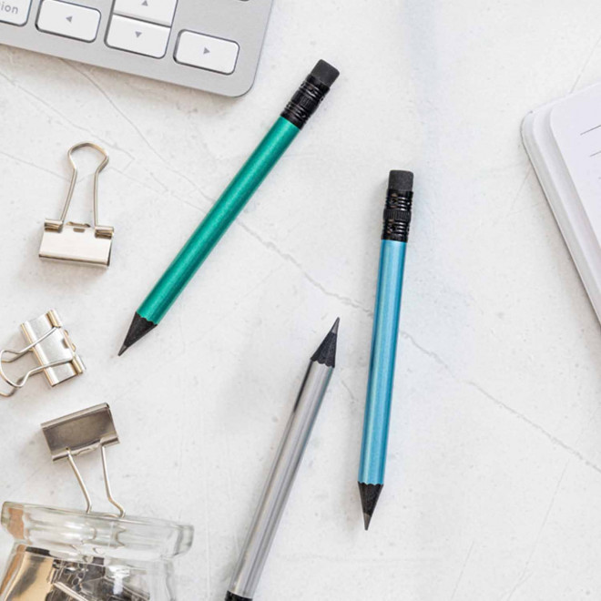 MINI CRAYON BOIS NOIR PERSONNALISE 'MINI ETHAN SHINE'