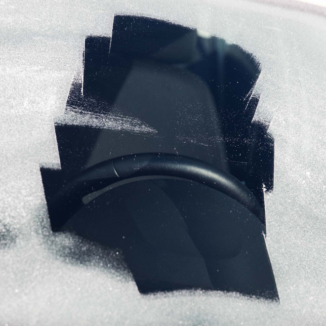 GRATTOIR PARE BRISE PERSONNALISE 'LUNTA'