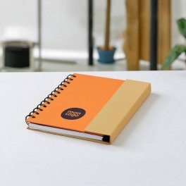 BLOC NOTES PERSONNALISABLE À SPIRALE AVEC STYLO ET MÉMOS 'MAYSPI'