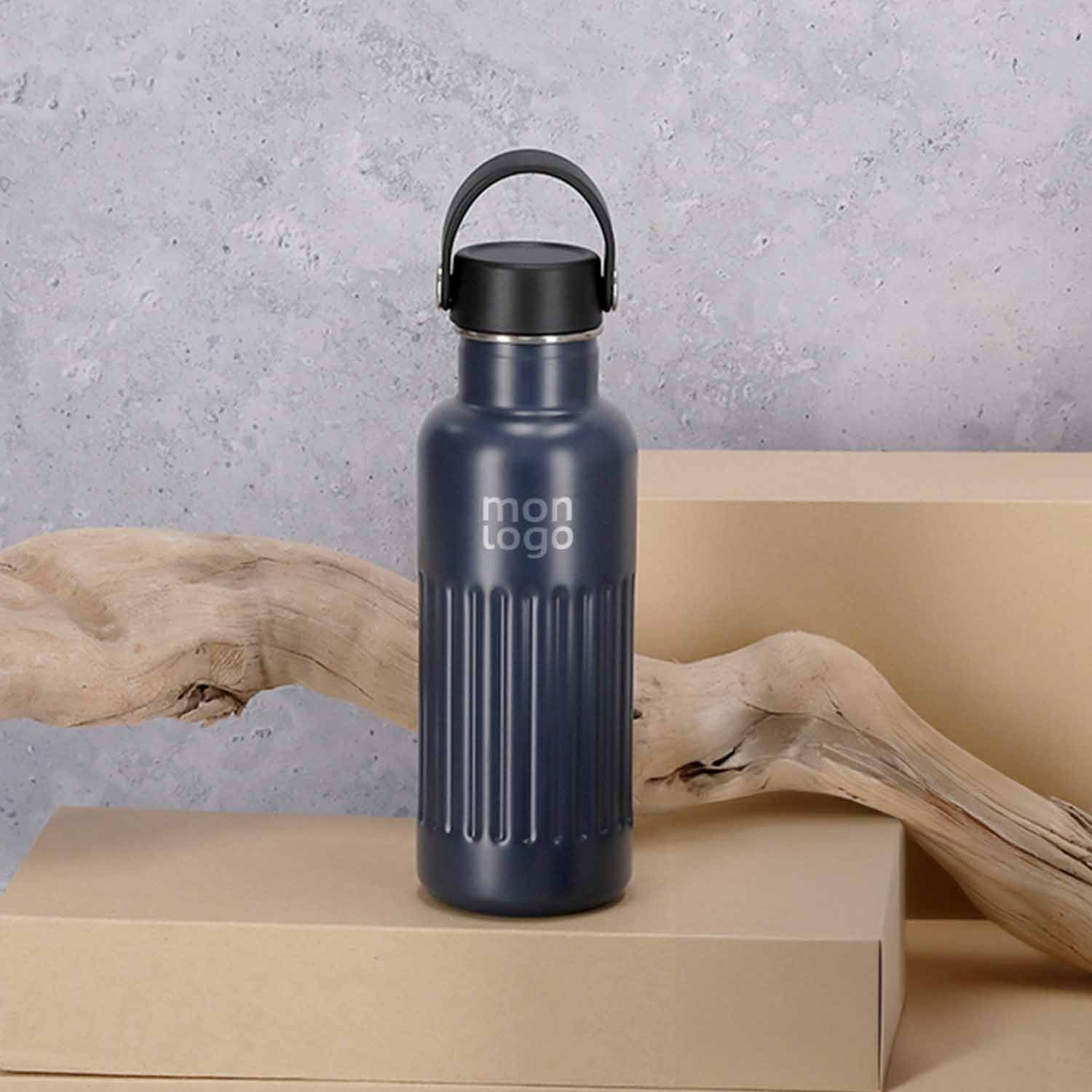 BOUTEILLE ISOTHERME EN ACIER PERSONNALISEE 500ML 'LUCIA'