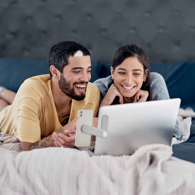 SUPPORT DE TELEPHONE PUBLICITAIRE POUR ÉCRAN LIVOO® 'EXTENSIO'