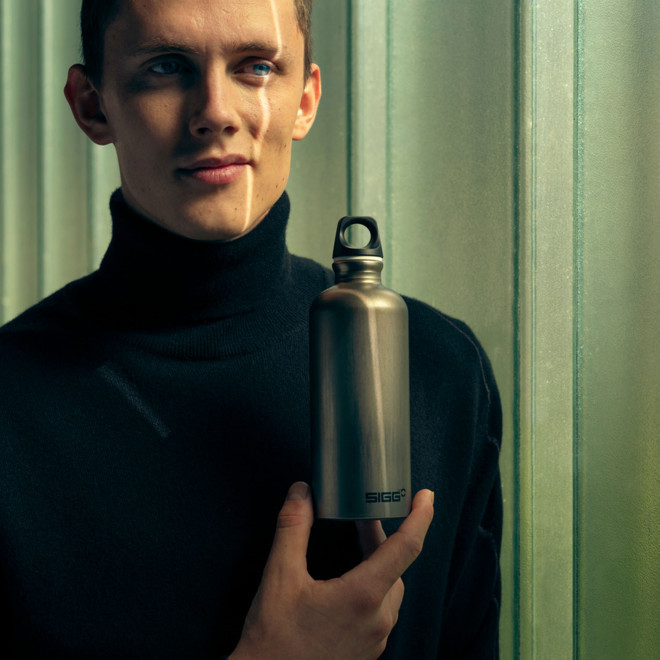 GOURDE EN ALUMINIUM SIGG 600ML PERSONNALISEE 'TRAVELLER'