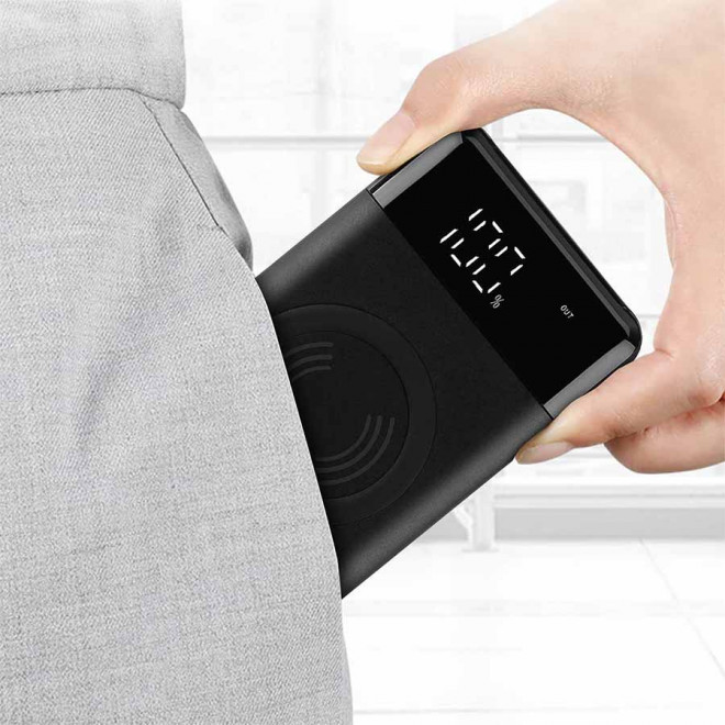 BATTERIE DE SECOURS PERSONNALISÉE AVEC CHARGEUR INDUCTION 10 000 MAH AKASHI® 'GOMER'