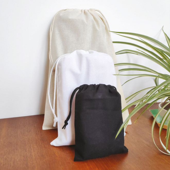 POCHETTE PERSONNALISABLE EN COTON NOIR OU BLANC 130G/M² 'SAKOULA