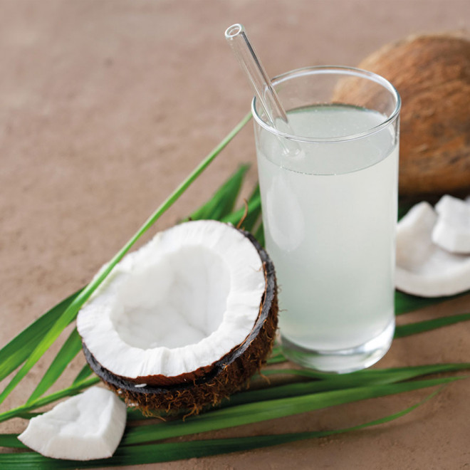 SET DE 2 PAILLES EN VERRE PERSONNALISÉES 'COUSI'