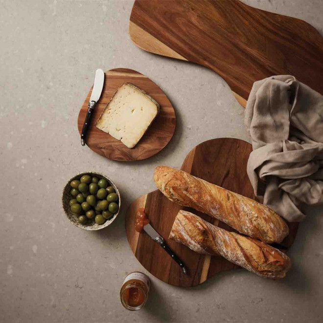 PLANCHE A DECOUPER PERSONNALISABLE S 'AKACIJA'