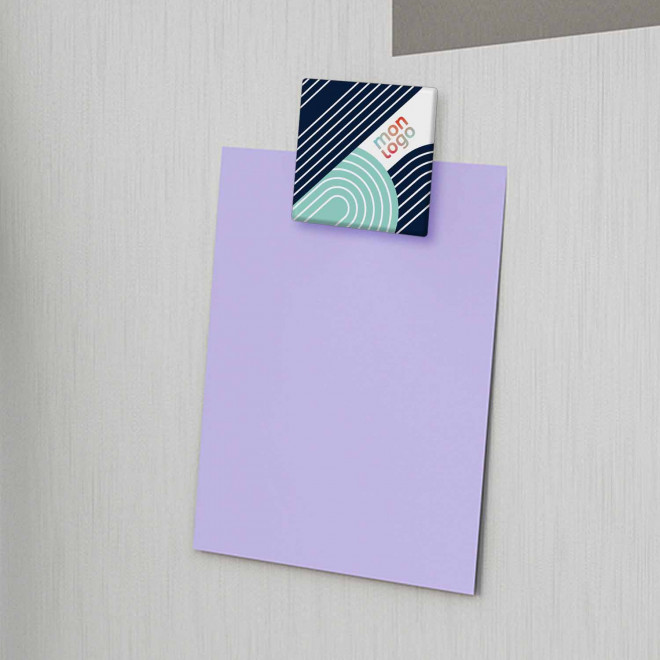 MAGNET PUBLICITAIRE RIGIDE 'COURSY CARRE' 