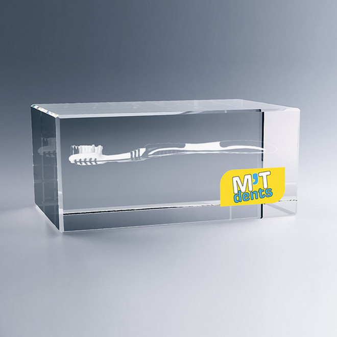 TROPHEE EN VERRE PERSONNALISE 'OWARD BLOC 7 CM'