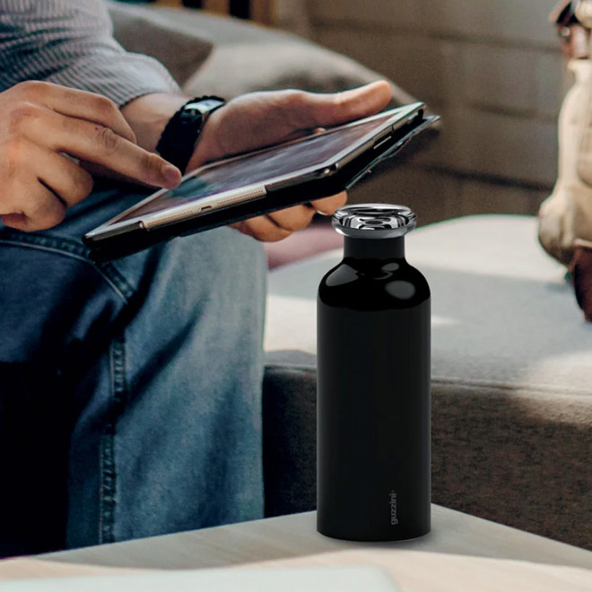 GOURDE ISOTHERME GUZZINI PERSONNALISABLE 'ON THE GO'