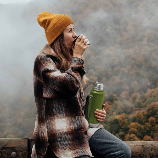 BOUTEILLE ISOTHERME PERSONNALISABLE GOBELET 1L 'NAYMI'