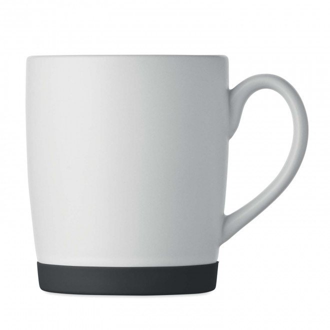 MUG CERAMIQUE MATE BASE SILICONE 300ML PERSONNALISABLE 'CLAUDIU'