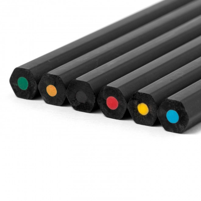 SET DE CRAYONS DE COULEUR PERSONNALISABLE 'CORDOU BLACK'