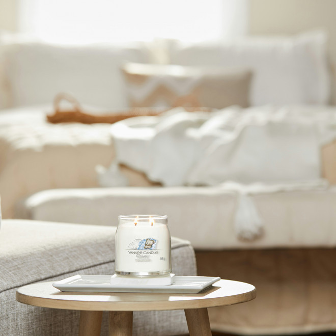 BOUGIE DEUX MECHES MOYENNE 'YANKEE CANDLE'