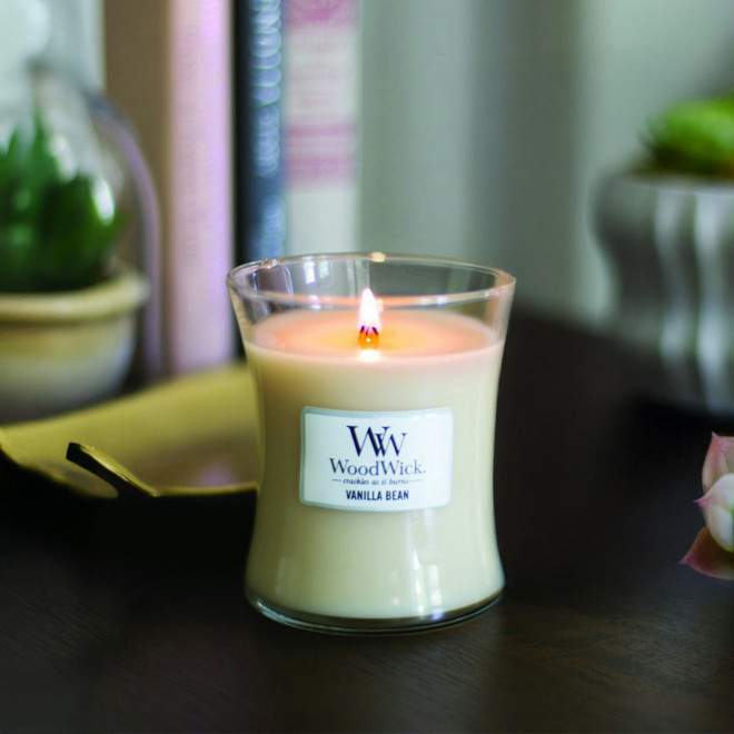 BOUGIE PARFUMEE MECHE BOIS  'WOODWICK'